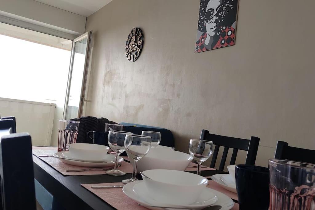 Charmant Appartement Proche Melun Centre Ville Bagian luar foto